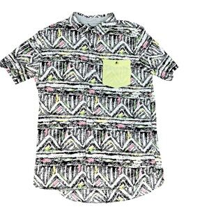 Modern Amusement Men’s Dress Shirt Size Large 100% Cotton Short Sleeve Retro